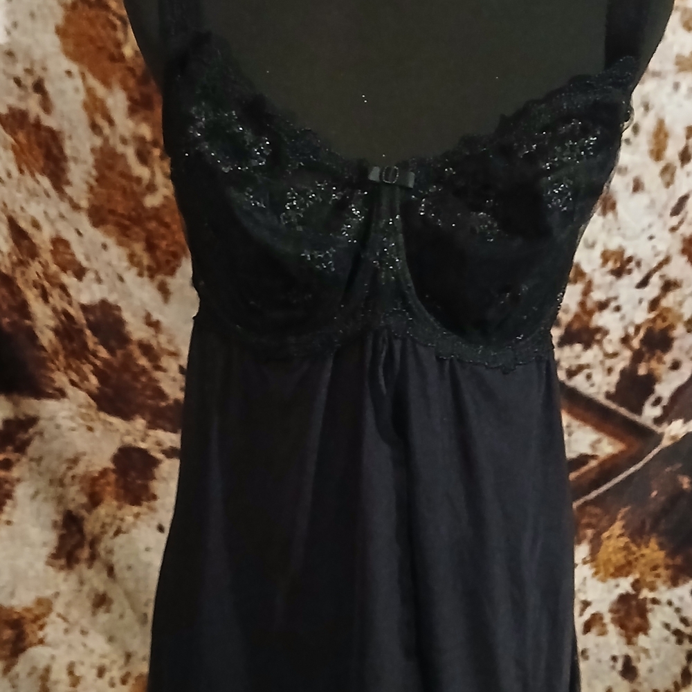 Elegant Black Lace Nightgown